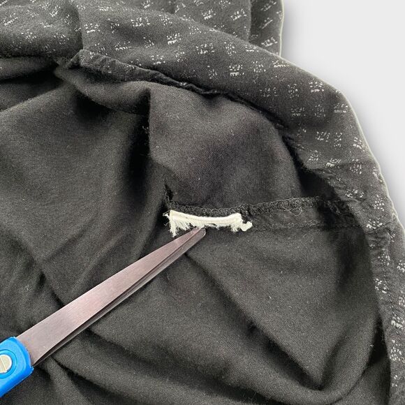 $69 Rollas Shirt Mens Extra Large Pattern Print Black Button Up Short Sleeve - Picture 8 of 11